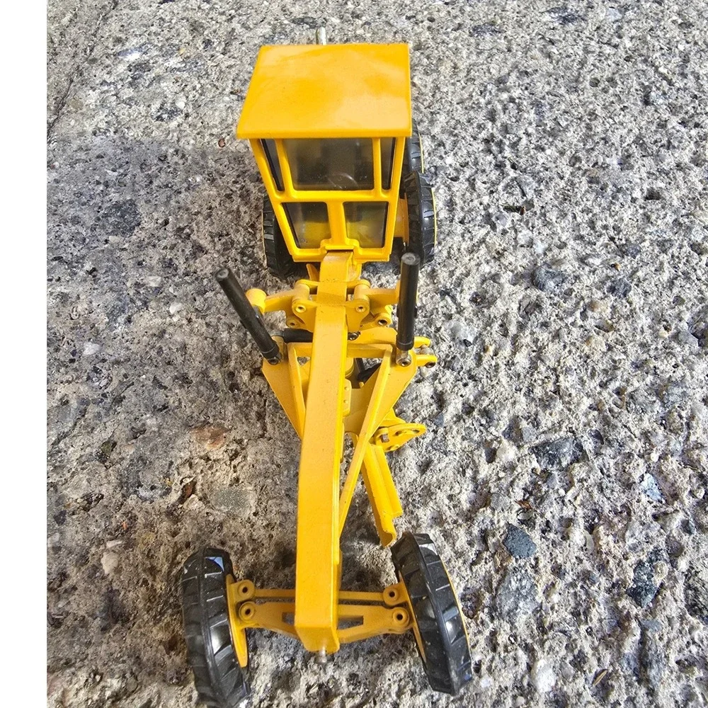 Vintage NZG Caterpillar 12G Motor Grader 1:50 Diecast Model W Germany Yellow CAT